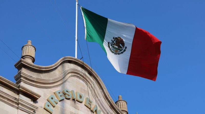 Desfile en conmemoración de la Revolución Mexicana
