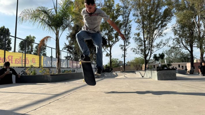 Go_Skateboarding_05