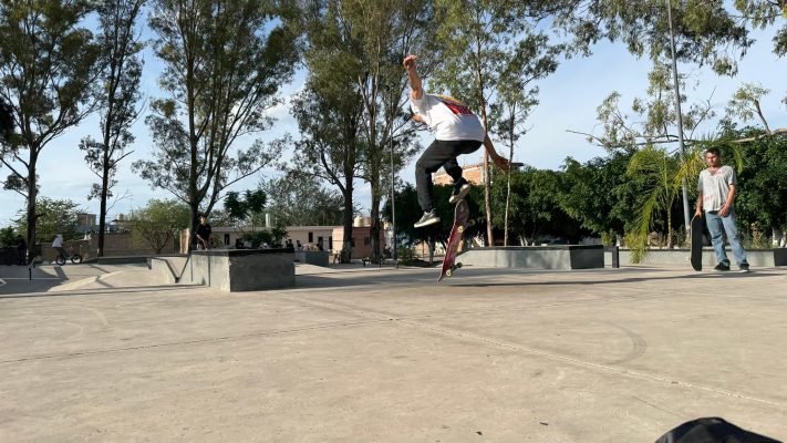Go_Skateboarding_06
