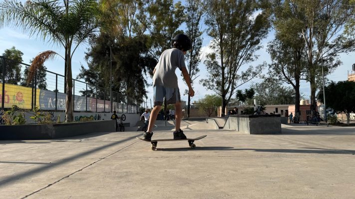 Go_Skateboarding_07