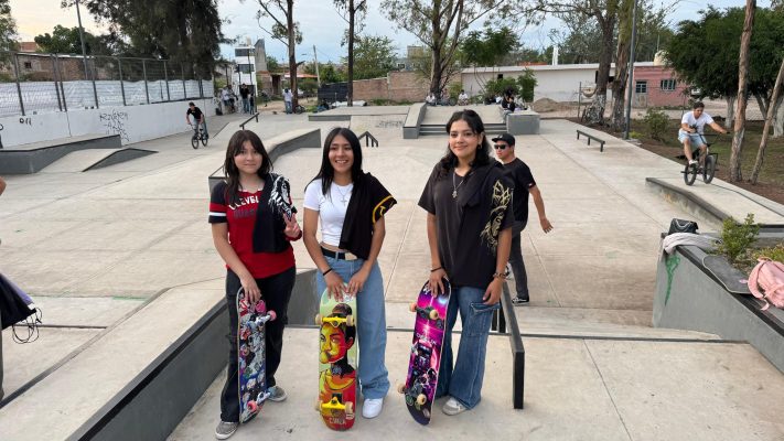 Go_Skateboarding_10